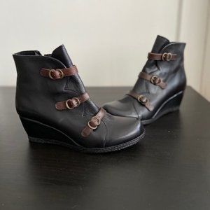 Eric Michael Lena Black Leather Bootie Sz 37